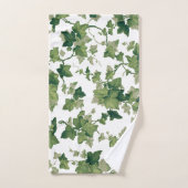 Kleurrijke groene Ivy op witte achtergrond Bad Handdoek (Handdoek)