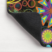 Kleurrijke grote retro bloemen muismat (Hoek)