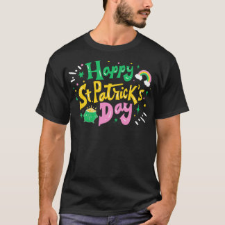 Kleurrijke Happy St Patricks Day met Regenboog en  T-shirt