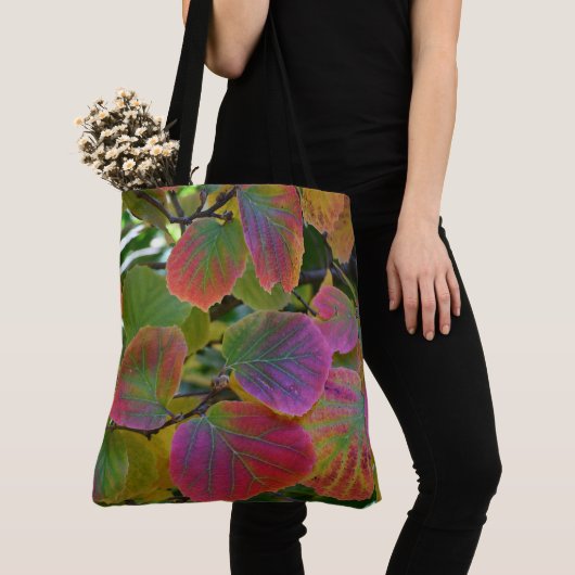 Kleurrijke Heksenhazelaar Bladeren Botanisch Tote Bag (Dichtbij)