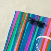 Kleurrijke, heldere, levendige strepen, persoonlij strandlaken (In situ)