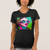 Kleurrijke Hipster Lady in Zonnebril en Messy Bun T-shirt (Voorkant)