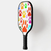 Kleurrijke hondenpootjes overal pickleball paddle (Links)