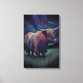 Kleurrijke hoogland Koe in gras 's nachts Canvas Afdruk (Voorkant)