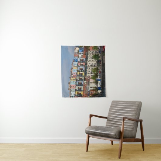 Kleurrijke huizen aan het water in de haven van Br Wandkleed (In situ)