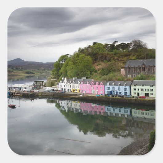 Kleurrijke huizen in Portree, Skye Vierkante Sticker (Voorkant)