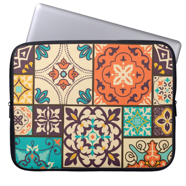 Kleurrijke Islamitische Patchwork:  Tegel. Laptop Sleeve (Voorkant)