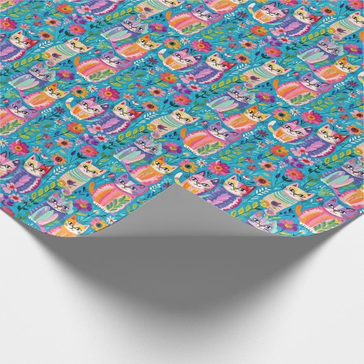 Kleurrijke katten en bloemen grillige verjaardag cadeaupapier (Hoek)