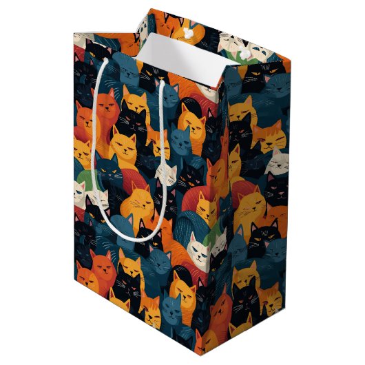 Kleurrijke katten vol slapen medium cadeauzakje (Achterkant Gekanteld)