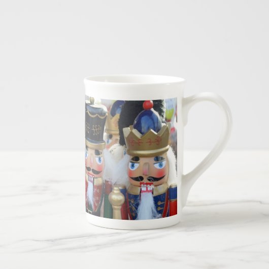 Kleurrijke kerst notenkrakers porselein kop (Rechts)