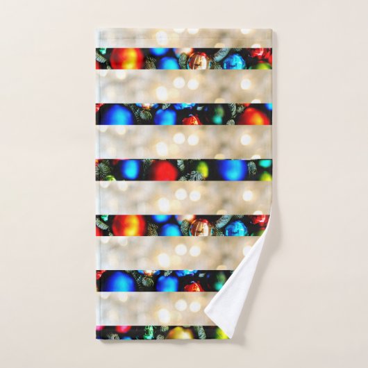 Kleurrijke kerstballen en witte lichtstrepen bad handdoek (Handdoek)