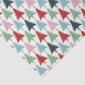 Kleurrijke kerstbomen op wit tissuepapier (Detail)