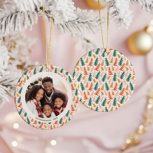 Kleurrijke Kerstboom Foto Keramisch Ornament