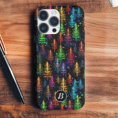 Kleurrijke kerstboom gloeit in donker bos Case-Mate iPhone case
