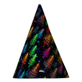 Kleurrijke kerstboom gloeit in donker bos feesthoedjes (Rechts)