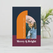 Kleurrijke kerstkaart met boog en familie foto voo (Staand voorkant)