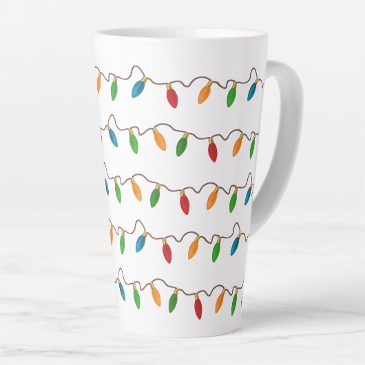 Kleurrijke kerstreeks van lichten latte mok (Rechterhoek)