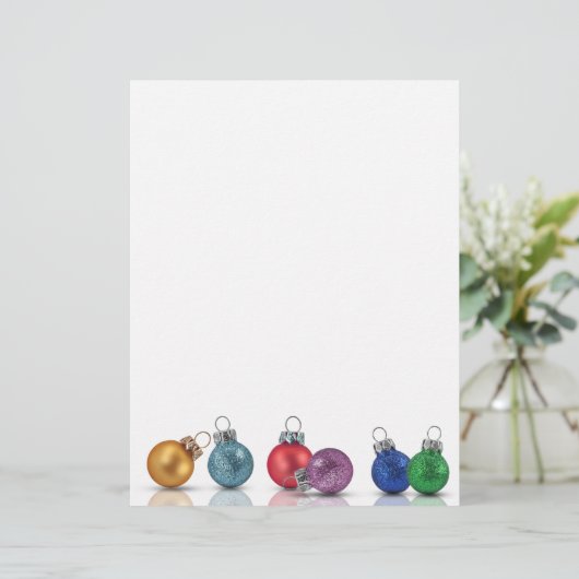 Kleurrijke kerstversiering (Staand voorkant)