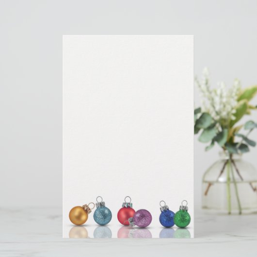 Kleurrijke kerstversiering briefpapier (Staand voorkant)