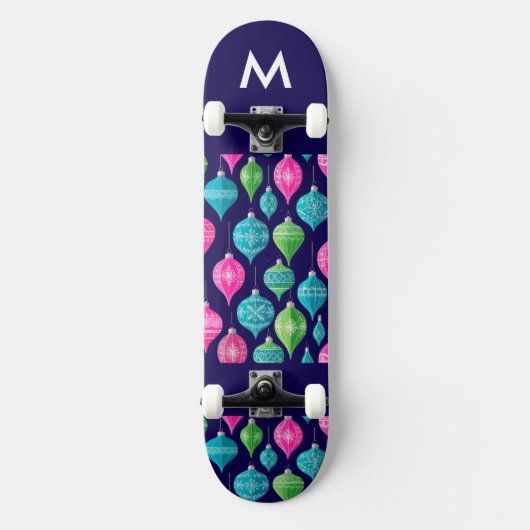 Kleurrijke kerstversiering met monogram persoonlijk skateboard (Voorkant)