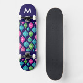 Kleurrijke kerstversiering met monogram persoonlijk skateboard (Voorkant)