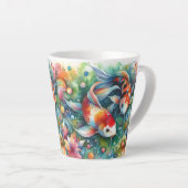 Kleurrijke Koi Fish Whimsical Waterverf Sinaasappe Latte Mok (Rechterhoek)