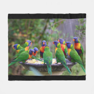 Kleurrijke kudde van regenbooglat vogels fleece deken