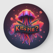 Kleurrijke kwal illustratie met kus me tekst grote klok (Voorkant)