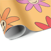 Kleurrijke Lachende Bloemen Patroon op Sinaasappel Cadeaupapier (Rol Hoek)