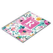 Kleurrijke lente bloemen gepersonaliseerd monogram notitieboek (Linkerzijde)
