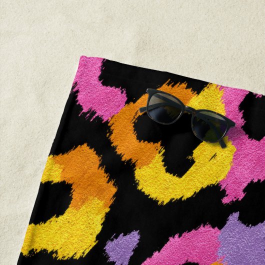 Kleurrijke Leopard Print Retro Glam Monogrammed Na Strandlaken (In situ)
