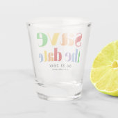 Kleurrijke letters, stippen en strepen homofoto shot glas (Achterkant)