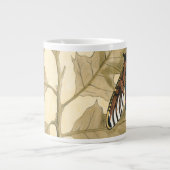 Kleurrijke libellen die boven bladeren drijven grote koffiekop (Voorkant)