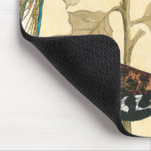 Kleurrijke libellen die boven bladeren drijven muismat (Hoek)