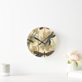 Kleurrijke libellen die boven bladeren drijven ronde klok (Huis)