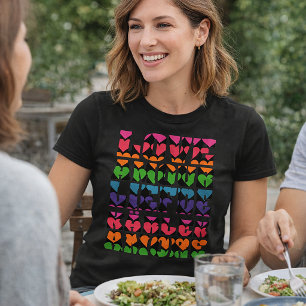 Kleurrijke liefdesgeometrische hartpatroon t-shirt