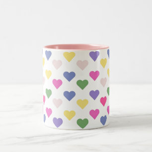 Kleurrijke liefdeshartjes tweekleurige koffiemok