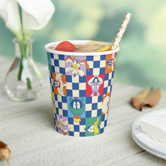 Kleurrijke LOONEY TUNES™ Checker Toss Pattern Papieren Bekers (Insitu)