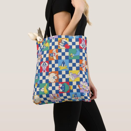 Kleurrijke LOONEY TUNES™ Checker Toss Pattern Tote Bag (Dichtbij)