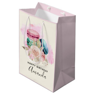 Kleurrijke Macarons en Bloemen Waterverf Verjaarda Medium Cadeauzakje