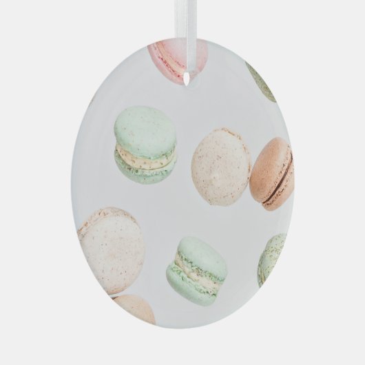 Kleurrijke macarons: zoet vallend patroon. glas ornament (Voorkant Rechts)