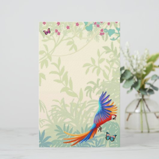 Kleurrijke Macaw Parrot in regenwouden Briefpapier (Staand voorkant)