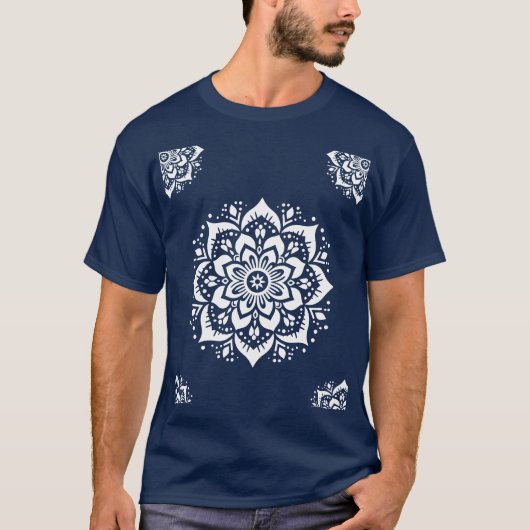 Kleurrijke Mandala Bloem - T-Shirt (Voorkant)