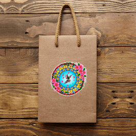 Kleurrijke mandala met een kokende vogel en roze b sticker