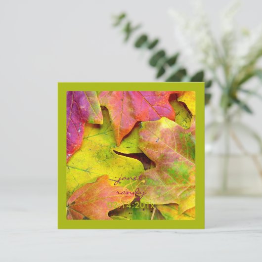 Kleurrijke mapelbladeren/valtrouwuitnodigingen kaart (Staand voorkant)