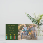 Kleurrijke Menorah kaarsen Happy Chanoeka Feestdagenkaart (Staand voorkant)
