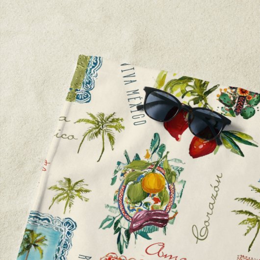 Kleurrijke Mexicaanse Travel Print Monogram Strandlaken (In situ)