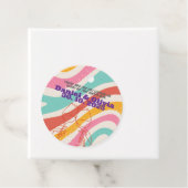 Kleurrijke minimalistische bruiloft bedankjes labels (In situ)