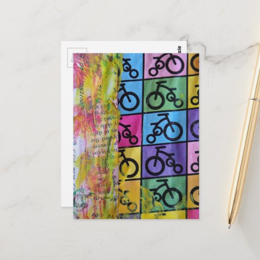 Kleurrijke mixed media collage van fietsen briefkaart (Voorkant / Achterkant in situ)