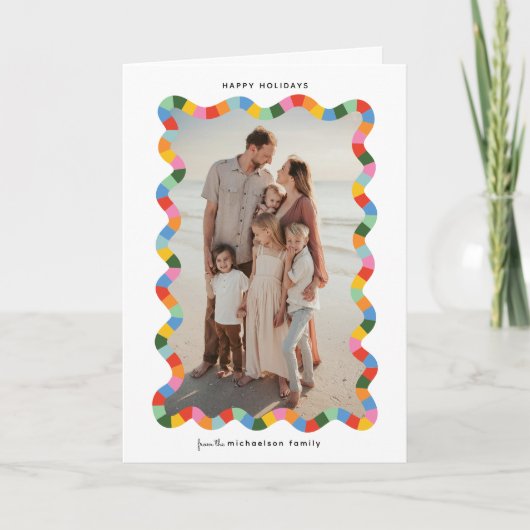 Kleurrijke Modern Wavy Lijst Gevouwen Foto Kerst Kaart (Voorkant)